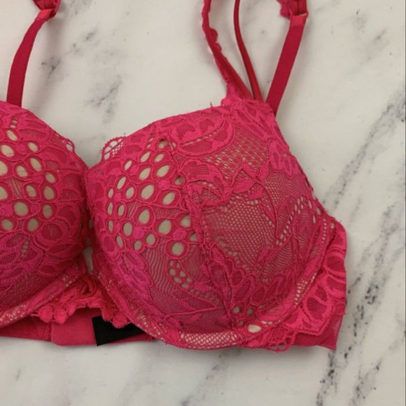 Victoria's Secret Bombshell Bra Size 32C Plunge Bright Pink Lace Push Up - Picture 3 of 3